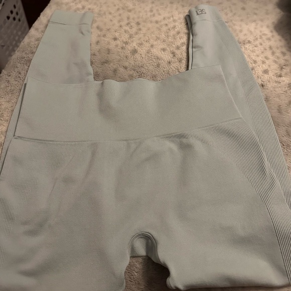 Set Active X Ouai Sculptflex Leggings - Picture 3 of 8